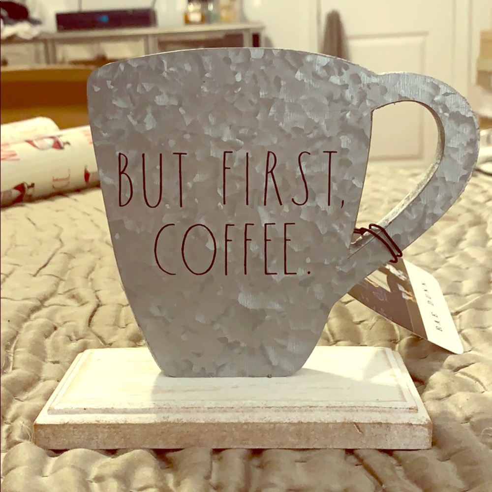 RAE DUNN METAL DECORATION